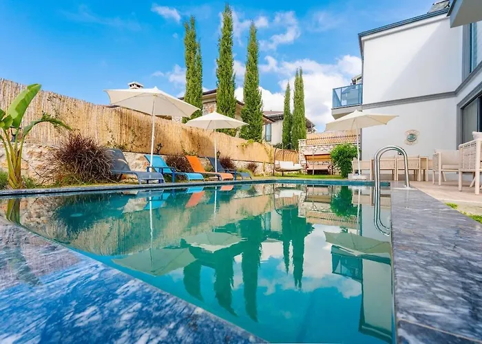 빌라 With Amazing View In - Kabak 파랄리아