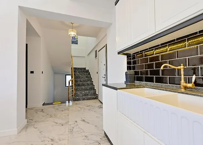 빌라 With Amazing View In - Kabak 파랄리아